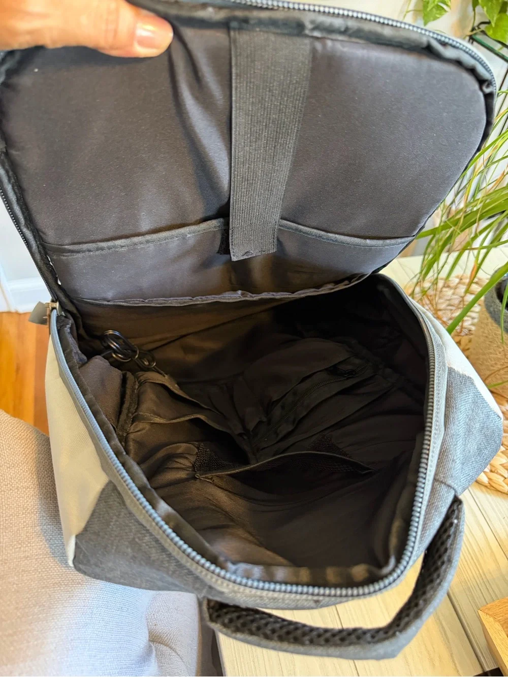 General Supply Goods + Co Commuter Daypack Backpack with USB Port – Green & Gray